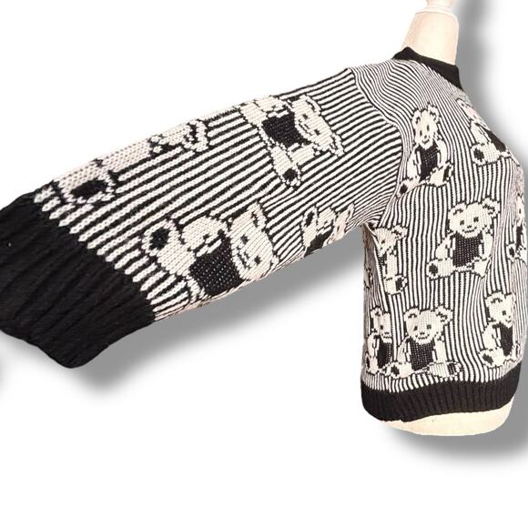 Vintage Adele Knitwear Black White Teddy Bear Sweater Pullover 90s Made in USA - Picture 4 of 10